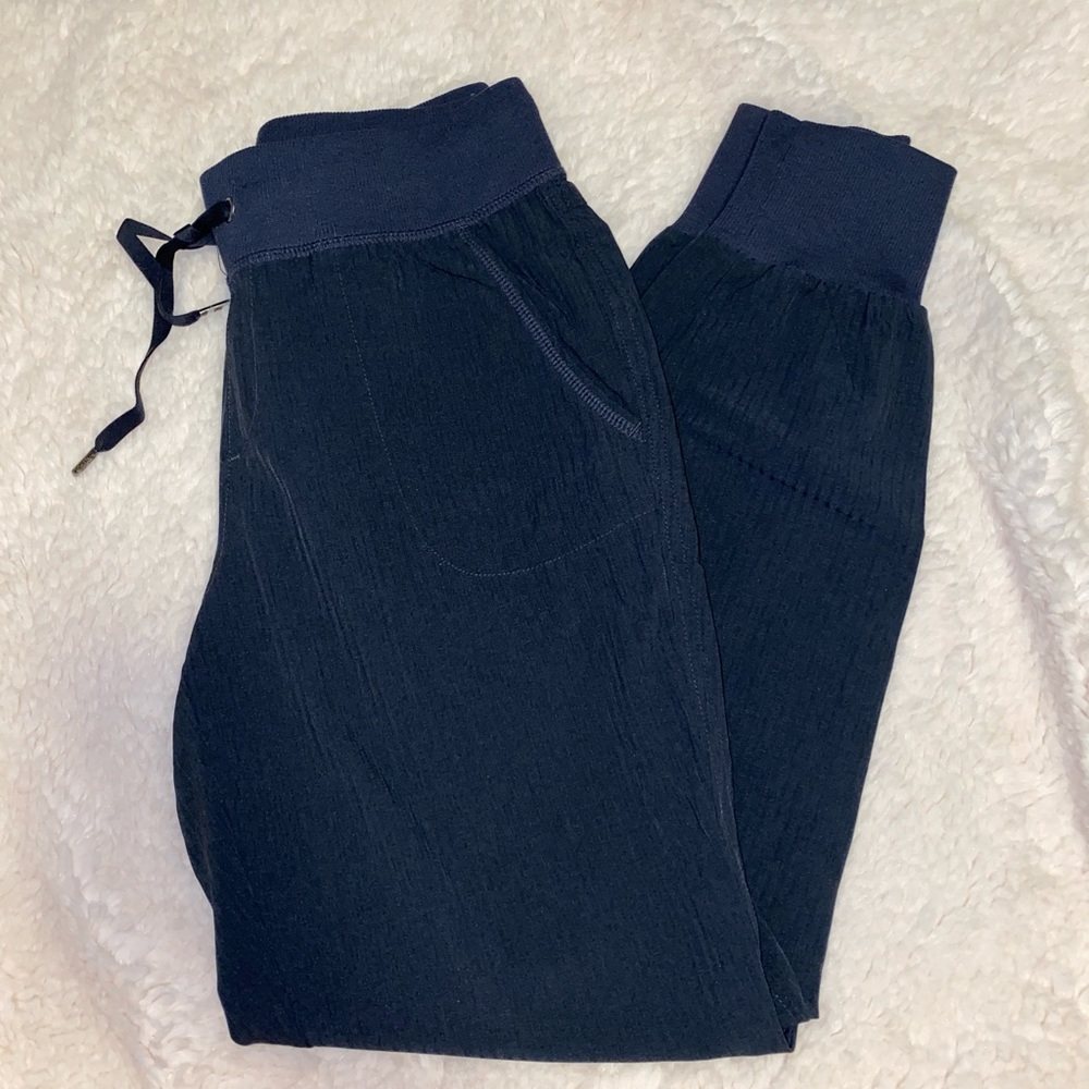 Athleta Flowy Joggers